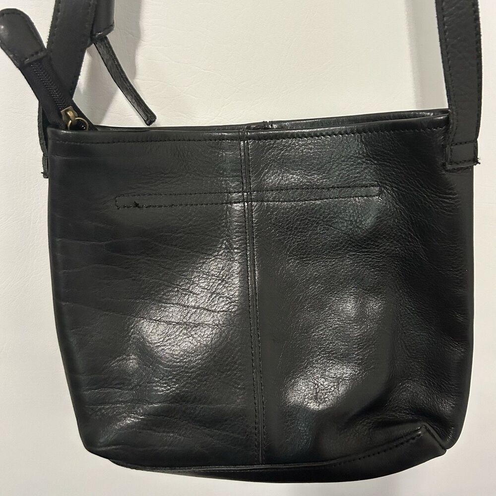 Duluth Trading Co. Bag Crossbody Purse Black Pebbled Leather Minimalist Classic - Picture 5 of 11
